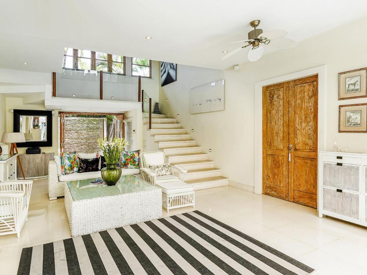 Villa Jajaliluna Seminyak  Exterior photo