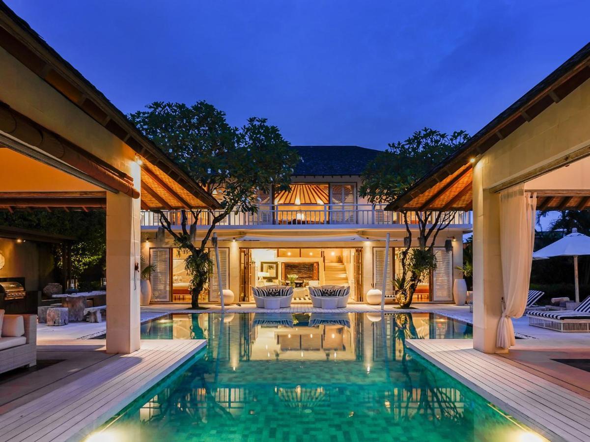 Villa Jajaliluna Seminyak  Exterior photo