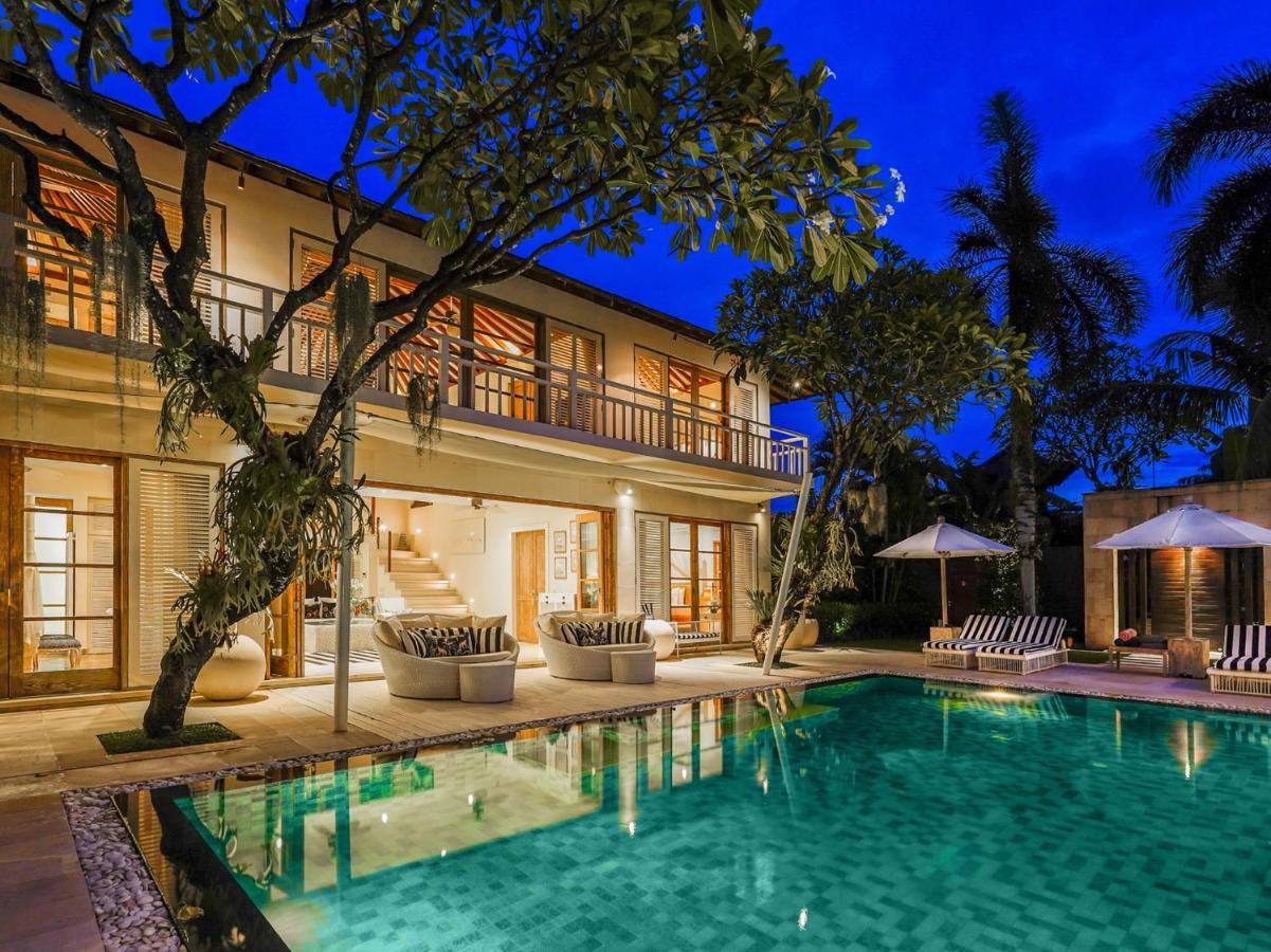 Villa Jajaliluna Seminyak  Exterior photo